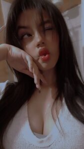 SandyPink_ Public Poză