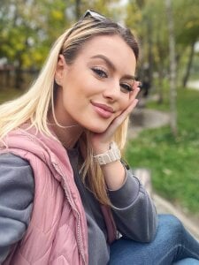 AnnastasiaMills Connect with nature🤍 Immagine  2