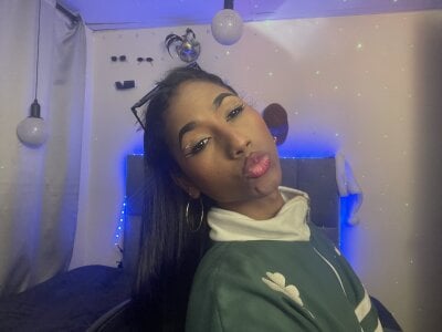 Alissemasiel Kiss รูป  2