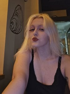 KellyyMcGuire Public Foto 2