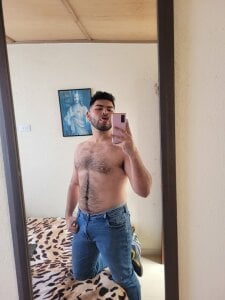 BlakeGray_ Public Pic 2