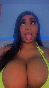 ahegao👀 de KimberlyBigBoobs  3 Imagens