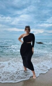 marrena_ The black dress and the salty wind Pic 2
