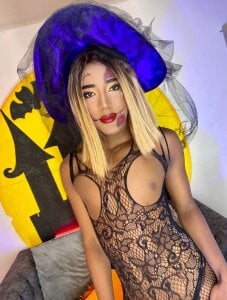 Lanna_big33 face Pic 2