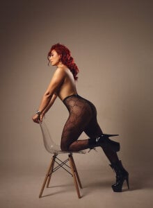 zzoe_ Catch me in your desire Bilde