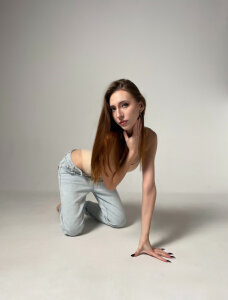 MiaLinder Public Pic