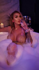 Nicol2Naya 💎 Here are some of my naughty wishes Foto 3