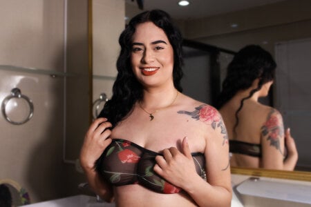 Kendall__11 Public Kuva 2