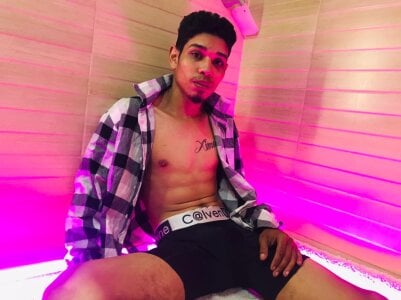 Jeik_Lorens SUBMISSIVE AND LATIN SHAME Pic 3