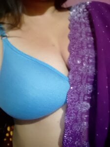Hello_Rithika69 Public Pic 3