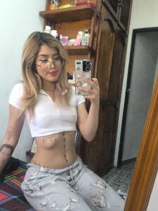 Crystal_Rose__ Only Crys🍓 Bilde 3