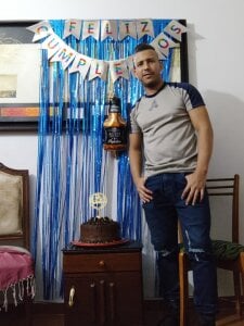 MatBrussel Mi Cumpleaños صورة واحدة|MatBrussel Mi Cumpleaños صورتان|MatBrussel Mi Cumpleaños  6 صور|MatBrussel Mi Cumpleaños  6 صورة