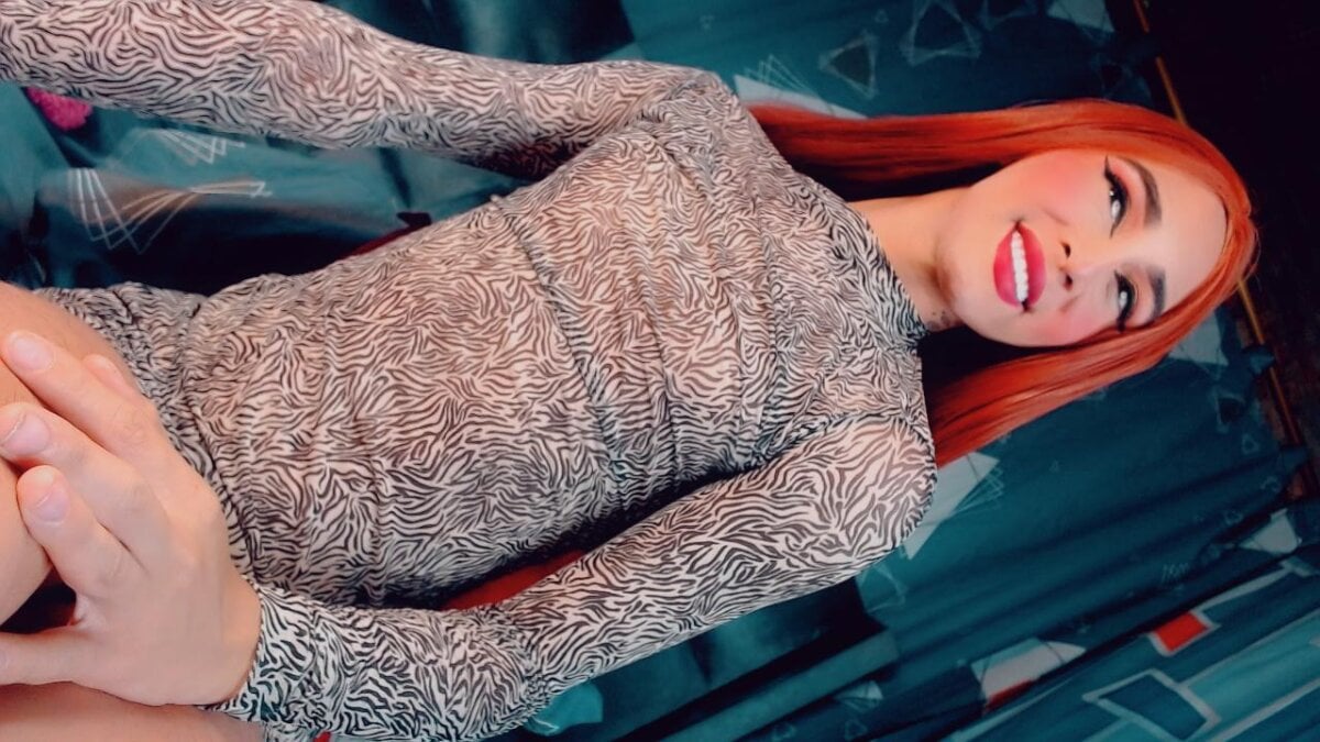 CharlotteBigCock 熱門圖片 4616