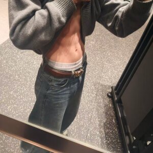 LookingBoy-001Public图片 3