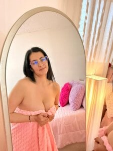 Isa_Emm Mature Latina Who Knows What You Need 😈 Immagine 