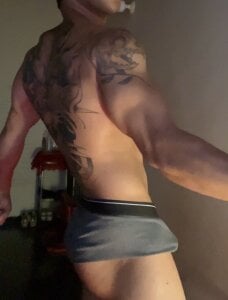 ethan_noir Best Poses Pic 4