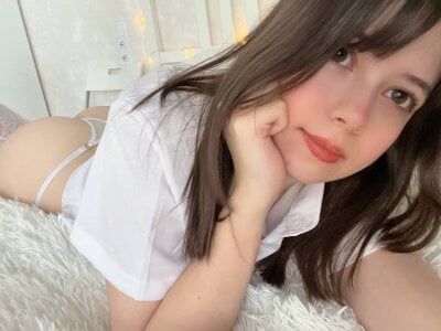 Dangerous...you can get very excited🥵 de Lina_Brownie  5 Imagens