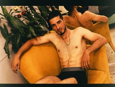 I Provoke You… Are You Coming?5 de marc_ruffa  5 Imagens