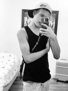 kris_rusell 🔥kaled🔥 (ig): @its.miguelxl Pic 5