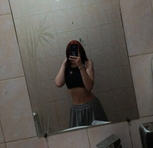 AmoraBloom Public Pic 4