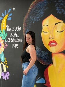 Mostrándote un poco de mi descanso 🍷💚 de loreen_grey  4 Imagens