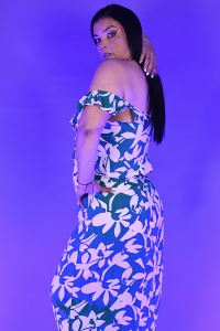 lia_quinnのHot dressの 4枚の写真