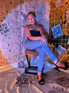 Hot Headlines 💭🔥 od THALIAGRAY__  5 snímek