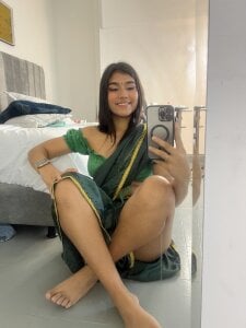 Sometimes the silence groans de _Ananyaa_lovd  9 photos