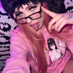 Eva_Sonic I have blue eyes Pic 4