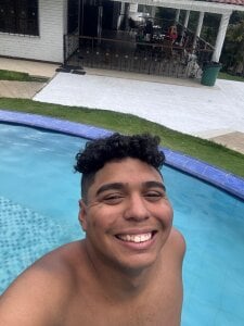 Tony_Rios_ some selfies of me 💜 Pic 2