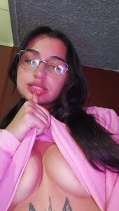 Thayla_Fox Sensual Latin🔥 Pic 2