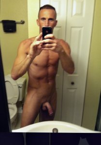 E095 Public зображення 8