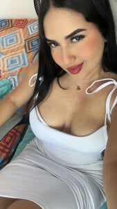 AmaraVelin Public Pic 3