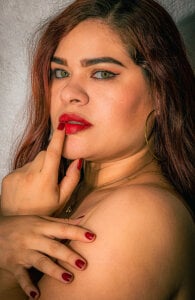 NinaFuentes2X Look at me Pic 2