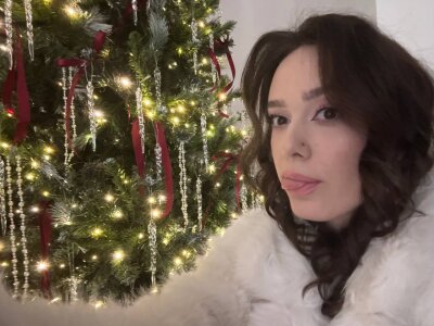 LilyLanes Wait for very beautiful photos❤️ Pic