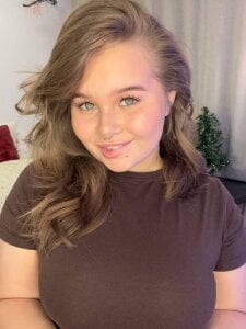 Anna_Nicol business lady Pic 2