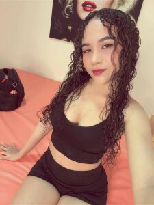 Briannaht Public Pic 3