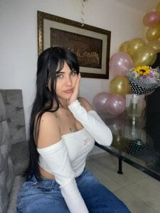 Daniela_Martinez_ Public Pic