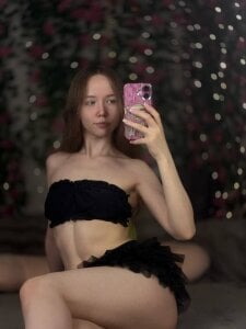 Petite_PollyLittle Dark Secret ✨ Bild