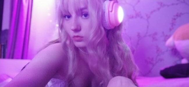 MonaCussonのJustの 2枚の写真