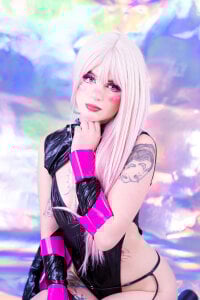 melany_blair ✨ Dress me up, imagine the rest. Pic 3