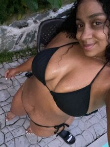 From a little cabin🖤🌠 de lacrespa24  2 Imagens