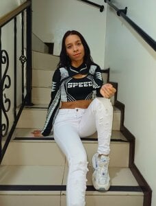 sabrina_cowper Public Pic