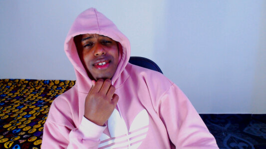 Blackboy0426のNew contentの枚の写真