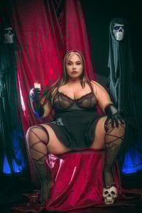 EmilyDuran_ HALLOWEN EMI Pic 2