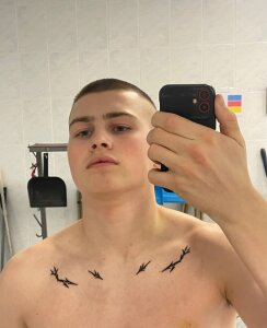 Dan_Carry Public Pic 2