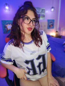 Sabriinaa_Foxx White Pic 4