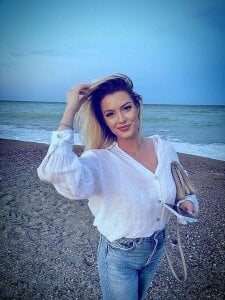 AnnastasiaMills Connect with nature🤍 Immagine  5