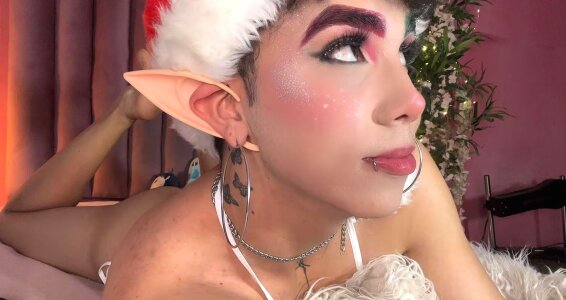 Kheyler_1 Merry Christmas wishes you your big and beautiful femboy Kheyler!🎄 Pic 5