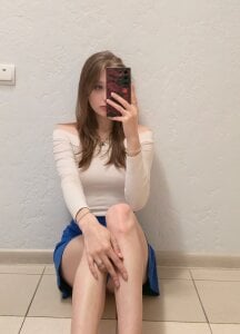 Emma_Willson Public Poză 3